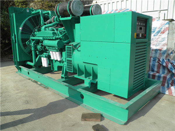 大安镇发电车出租-柴油发电机组在使用的过程中应该做好哪些防护工作