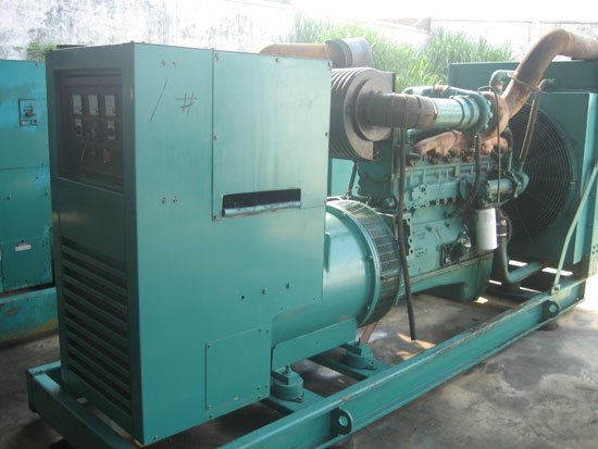 大安镇租赁发电机- 发电机碳刷磨损的原因是什么