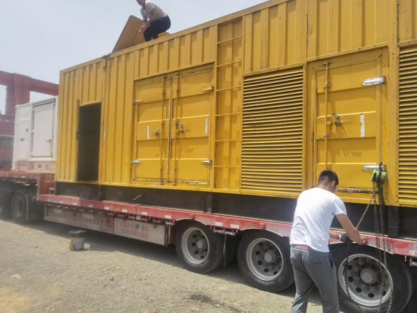 大安镇除了负载情况和发动机维护，还有哪些因素会影响 200kw 柴油发电机的油耗？