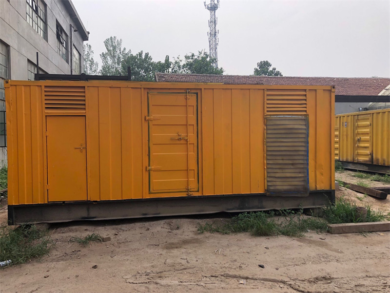 大安镇柴油发电机如何判断新机油是否已经完全充满机油滤清器？