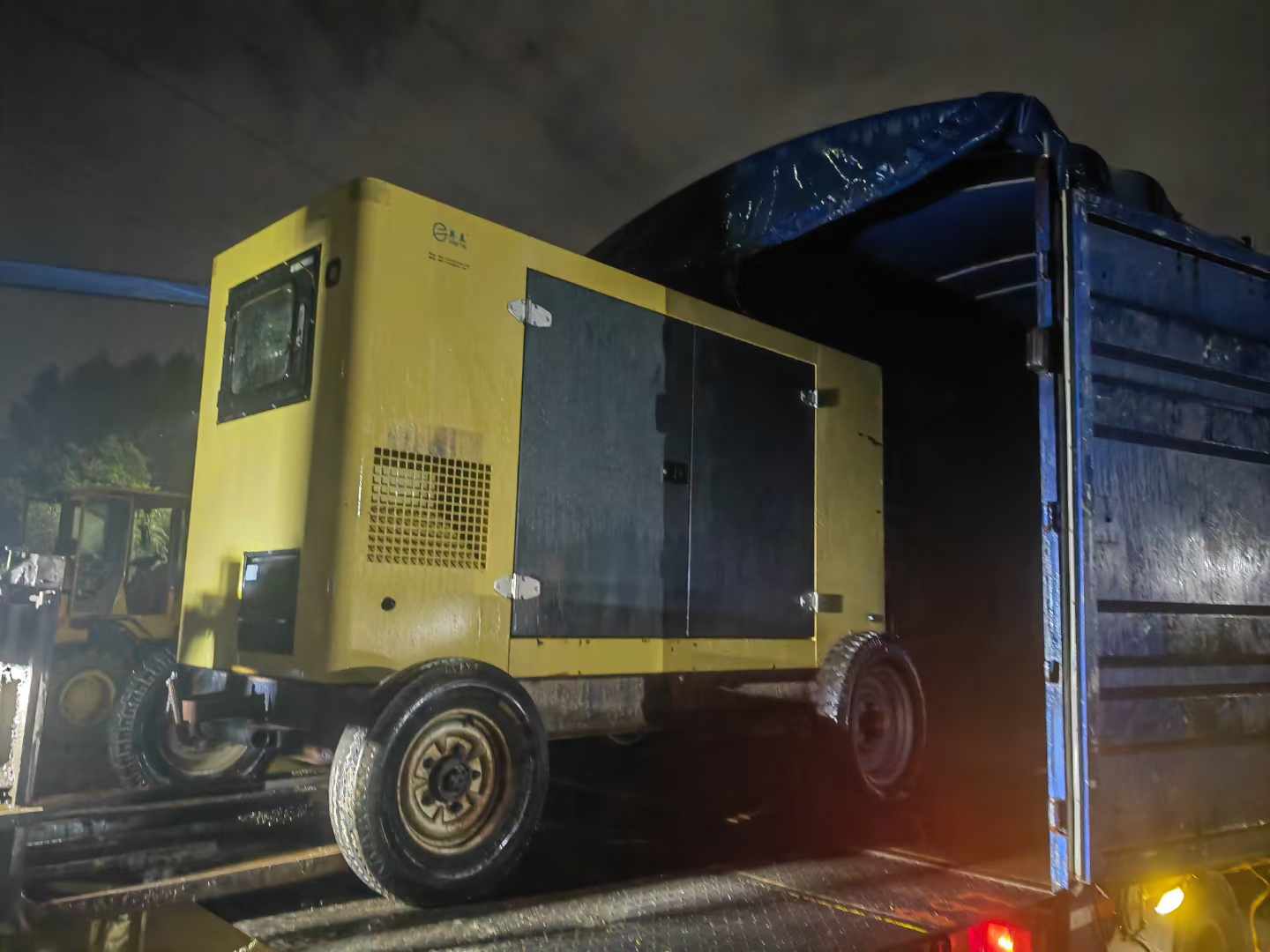 大安镇如何根据负载特性选择合适的柴油发电机？