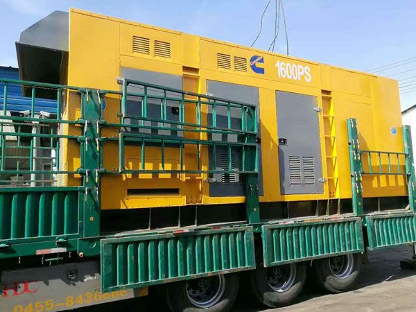 大安镇测量水冷式机油散热器密封件尺寸时的注意事项有哪些？